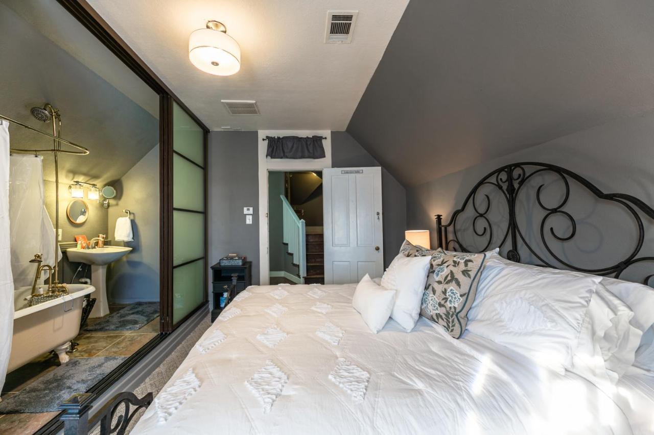 Blue Heron Bed And Breakfast On Lake Granbury Luaran gambar