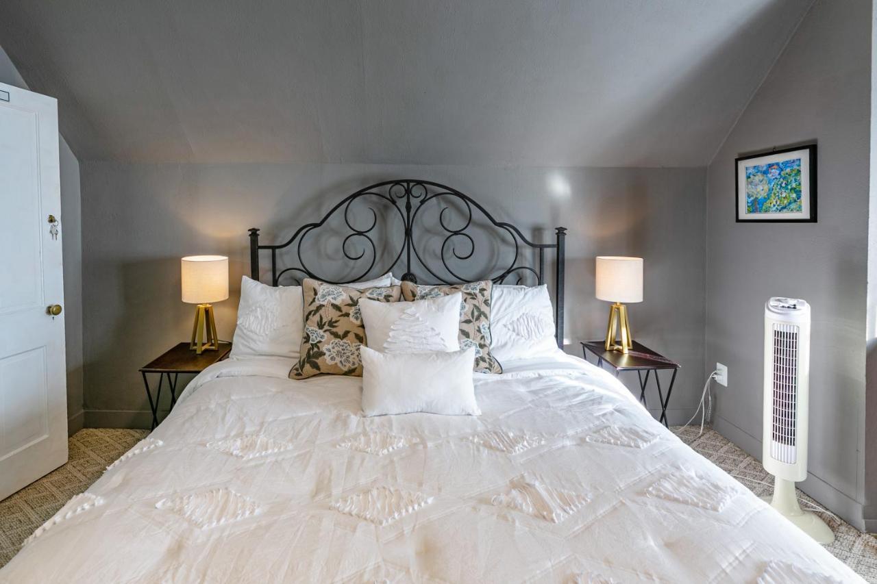 Blue Heron Bed And Breakfast On Lake Granbury Luaran gambar