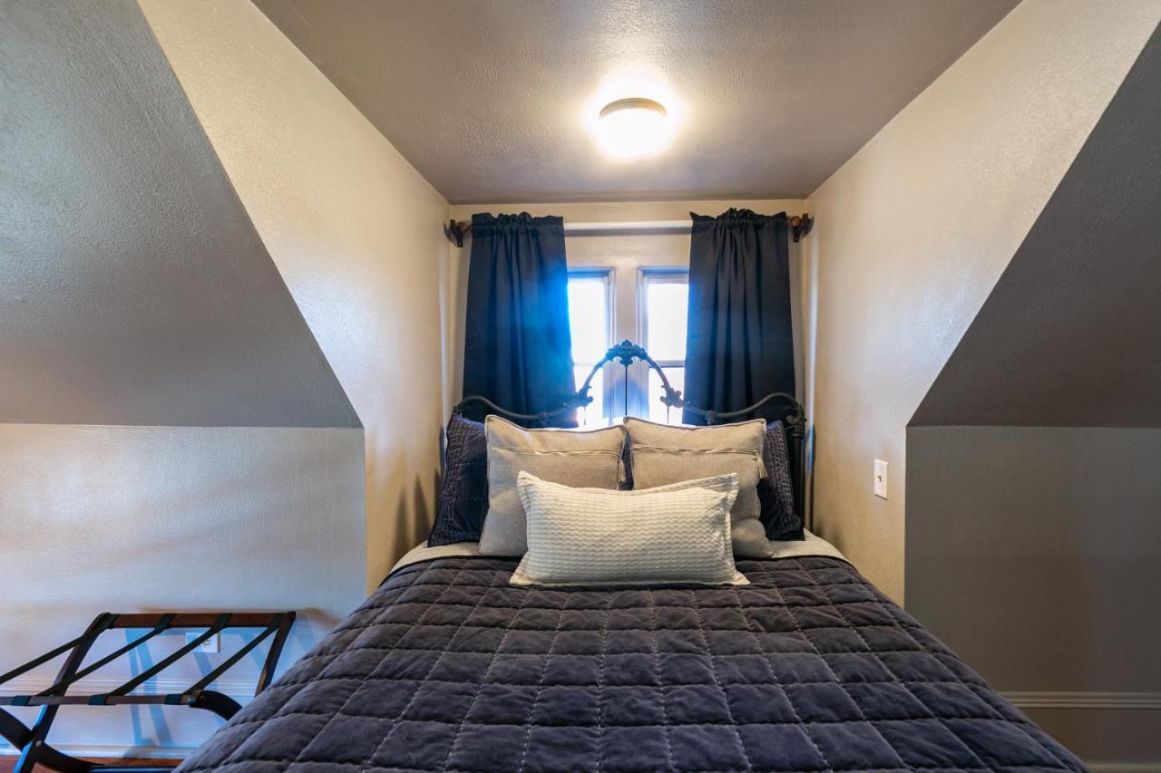 Blue Heron Bed And Breakfast On Lake Granbury Luaran gambar
