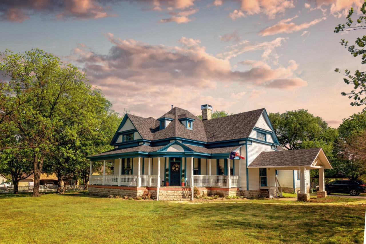 Blue Heron Bed And Breakfast On Lake Granbury Luaran gambar